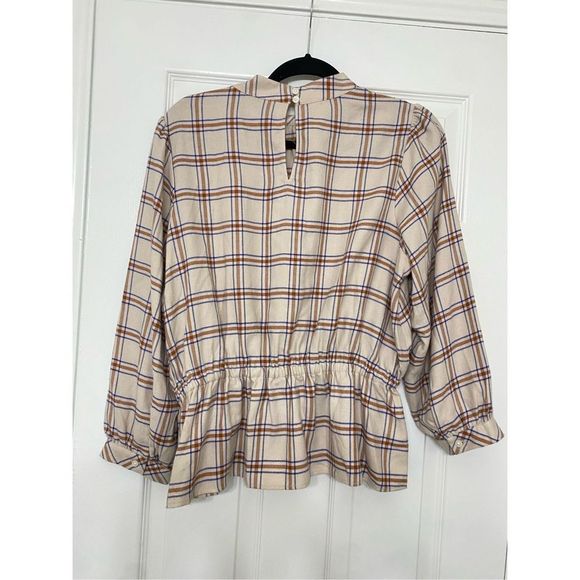 ANN TAYLOR NWT Soft Tan Plaid Gathered Waist Pullover Flannel TOP, Size Large P - Picture 8 of 10
